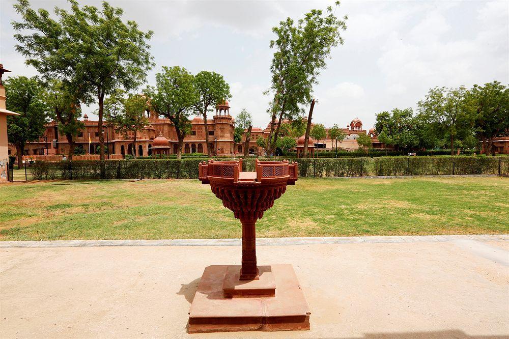 The Lallgarh Palace A Heritage Hotel Биканер Экстерьер фото