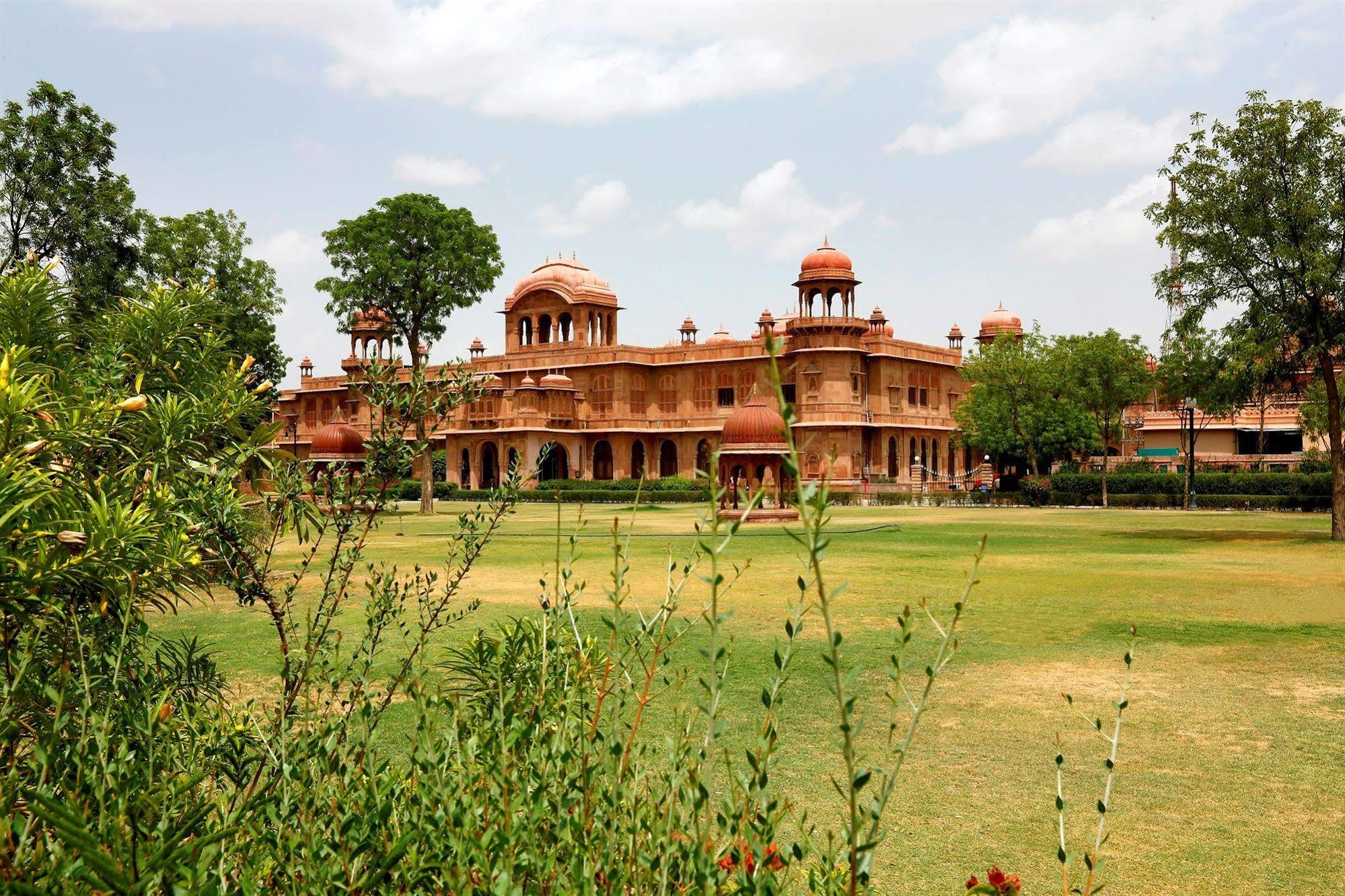 The Lallgarh Palace A Heritage Hotel Биканер Экстерьер фото